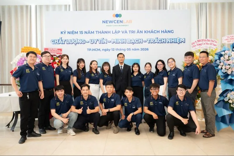 Tập thể NewcenLab tại lễ kỷ niệm 15 năm thành lập và tri ân khách hàng